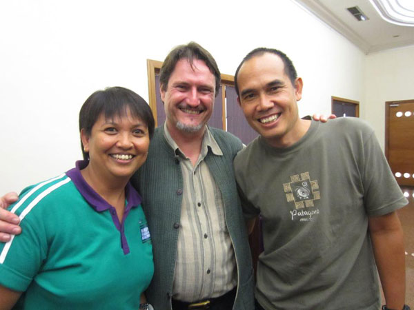 Maria Ekaristi, Michael Sheridan, Agung Bawantara Maria Ekaristi, Michael Sheridan, and Agung Bawantara