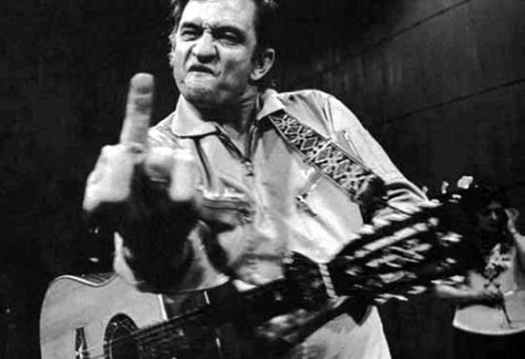 Johnny Cash, sebelum konser di penjara San Quentin, 1969 | iconicphoto.wordpress.com