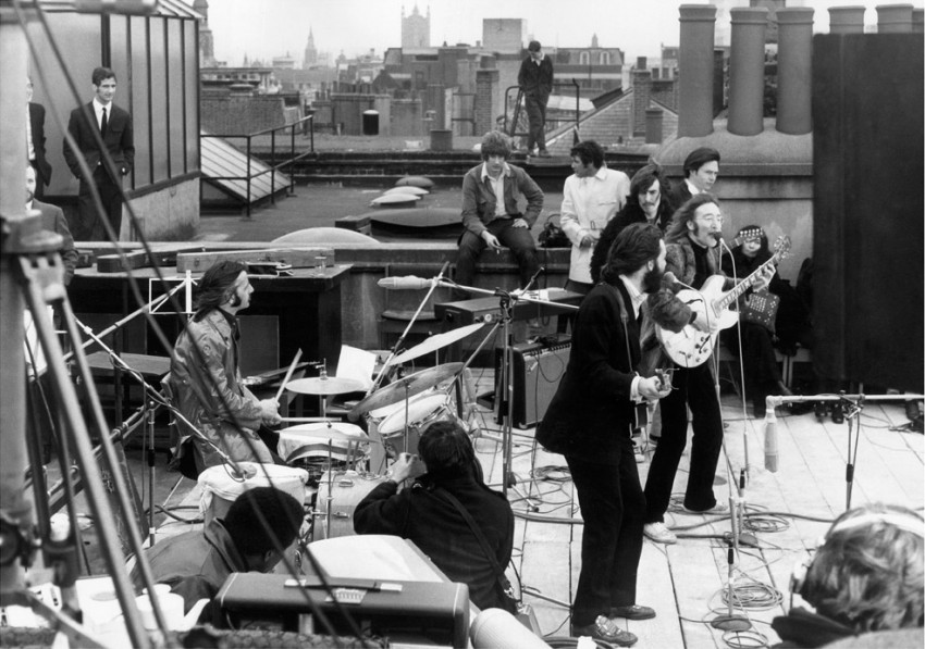 The Beatles di atap Apple Organisation yang merupakan konser mereka paling akhir di muka umum | Foto oleh The Express
